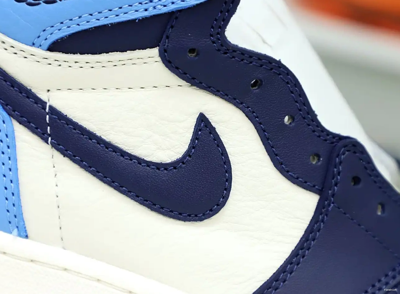 RETRO OG HIGH 'OBSIDIAN' AIR 1 JORDAN 0405